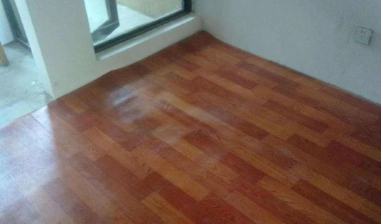 PVC塑膠地板與地板革的區別
